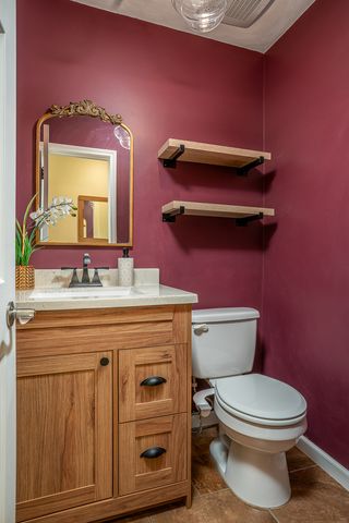 1705 Prairie Vista Circle, Bettendorf, IA 52722