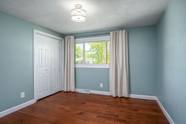 1705 Prairie Vista Circle, Bettendorf, IA 52722