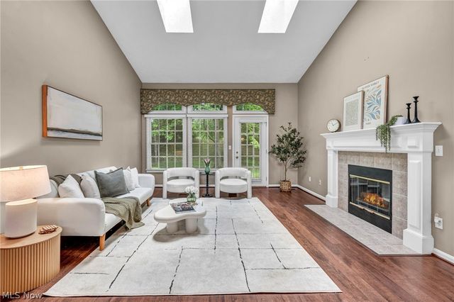 2747 Wyndgate Court, Westlake, OH 44145
