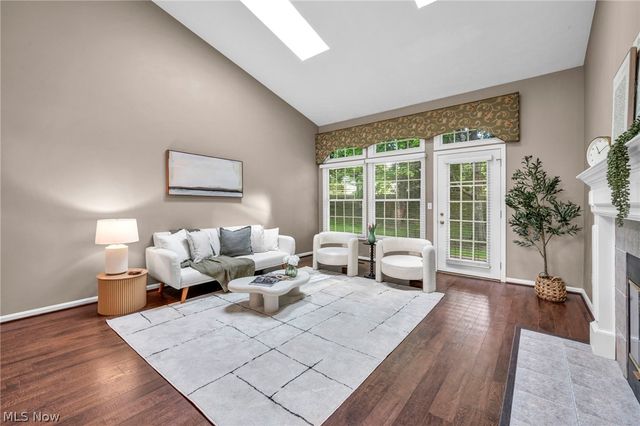 2747 Wyndgate Court, Westlake, OH 44145