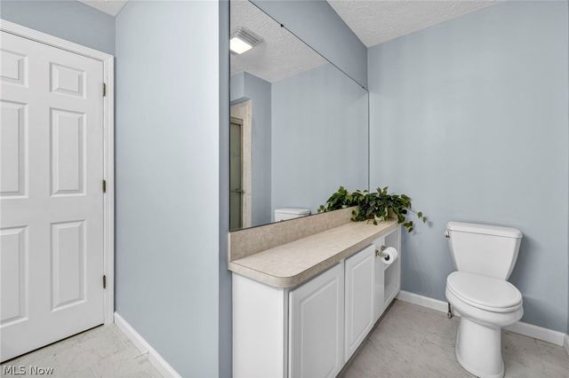 2747 Wyndgate Court, Westlake, OH 44145