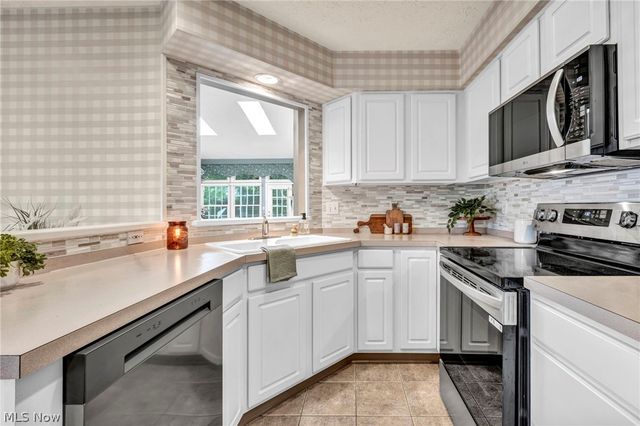 2747 Wyndgate Court, Westlake, OH 44145