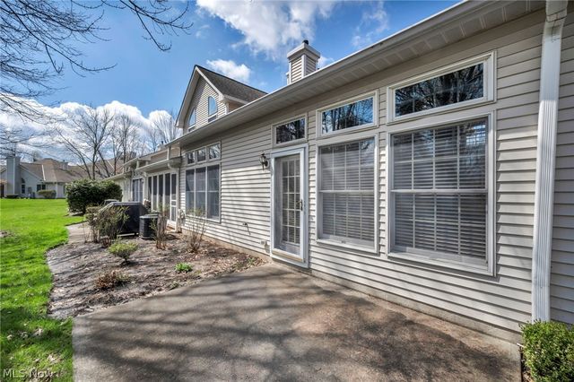 2747 Wyndgate Court, Westlake, OH 44145