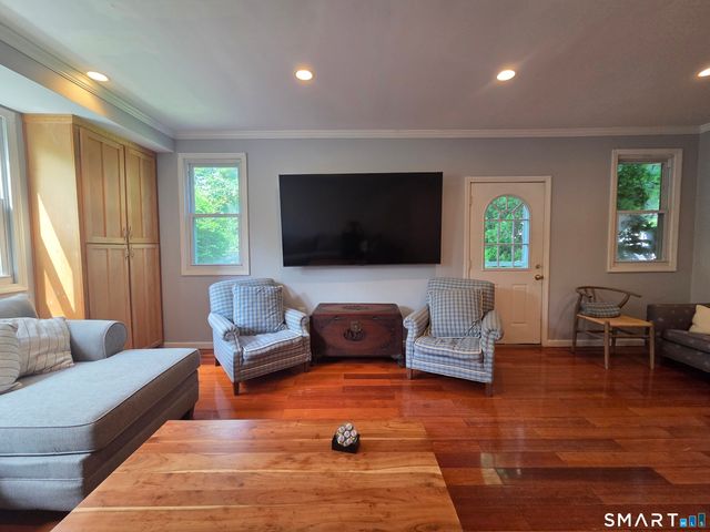 156 Fieldcrest Road, Fairfield, CT 06825