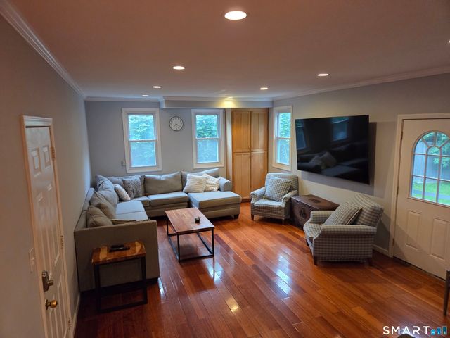 156 Fieldcrest Road, Fairfield, CT 06825