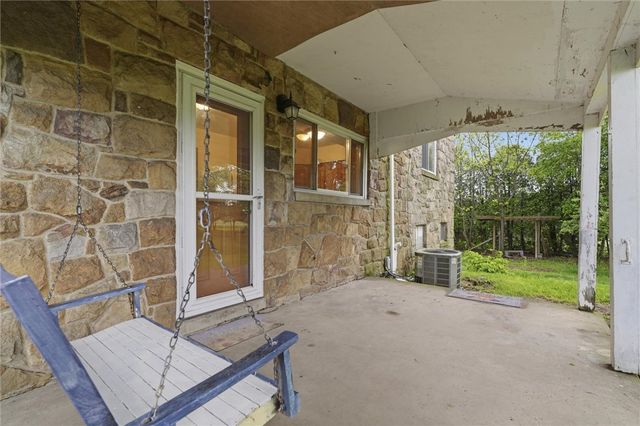 220 S Franklin St, Prospect Boro, PA 16052