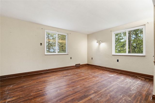 220 S Franklin St, Prospect Boro, PA 16052