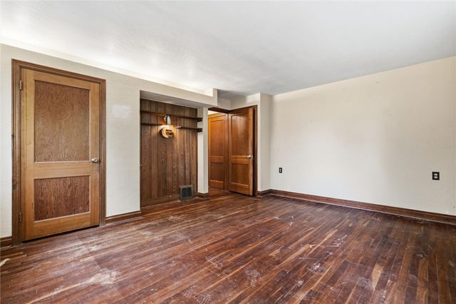 220 S Franklin St, Prospect Boro, PA 16052