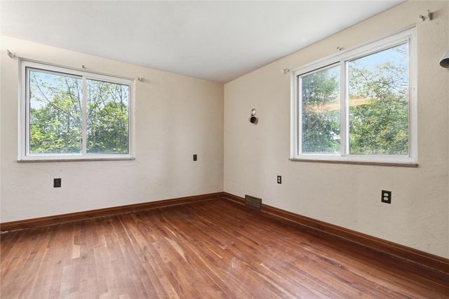 220 S Franklin St, Prospect Boro, PA 16052