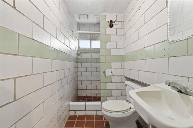 220 S Franklin St, Prospect Boro, PA 16052