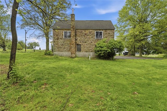 220 S Franklin St, Prospect Boro, PA 16052