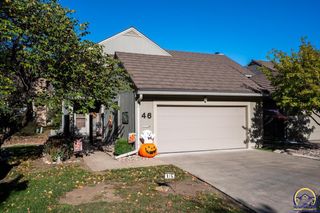 46 SW Pepper Tree LN, Topeka, KS 66611