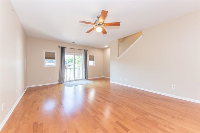 301 Scio Village Court 262, Ann Arbor, MI 48103