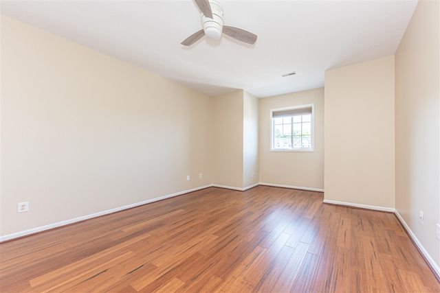 301 Scio Village Court 262, Ann Arbor, MI 48103