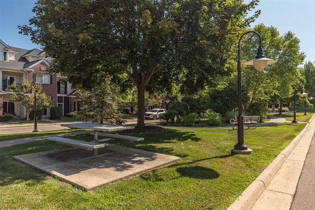 301 Scio Village Court 262, Ann Arbor, MI 48103