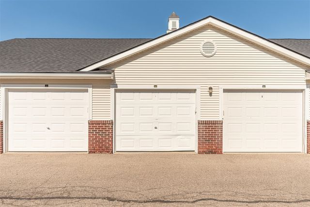 301 Scio Village Court 262, Ann Arbor, MI 48103