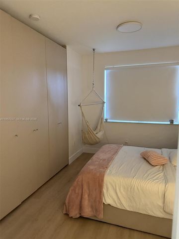 7476 NW 113th Path, Doral, FL 33178