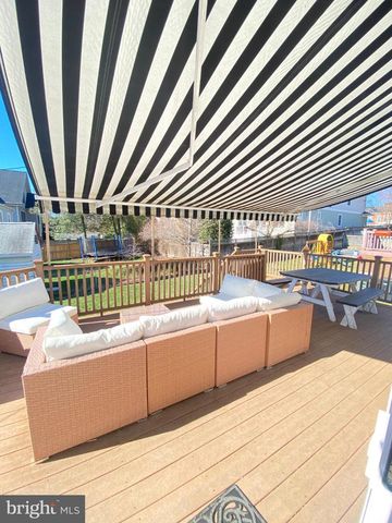 1406 N GLEBE RD N, Arlington, VA 22207