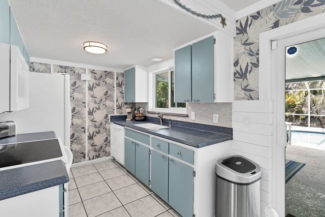 545 21st Avenue, Vero Beach, FL 32962