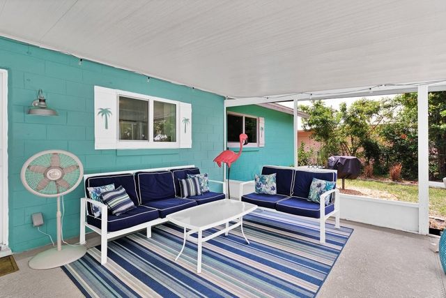 545 21st Avenue, Vero Beach, FL 32962