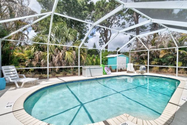 545 21st Avenue, Vero Beach, FL 32962