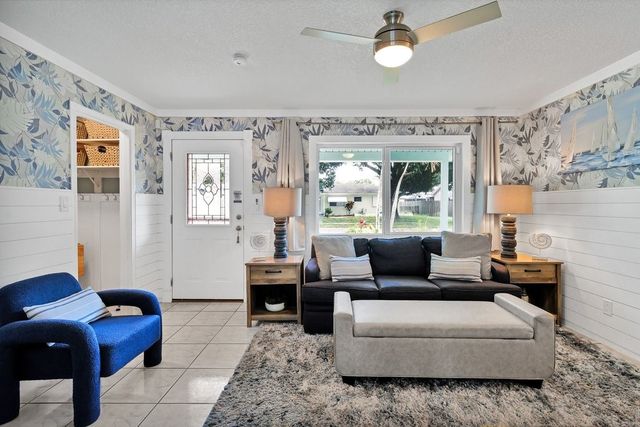 545 21st Avenue, Vero Beach, FL 32962