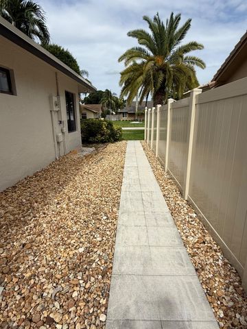 20834 SUGARLOAF Lane, Boca Raton, FL 33428