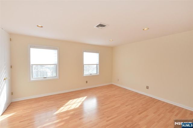 140 Bellair Road Q, Ridgewood, NJ 07450