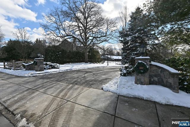 140 Bellair Road Q, Ridgewood, NJ 07450