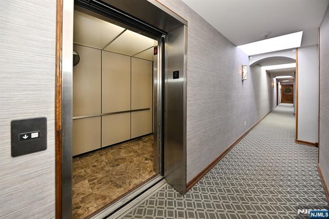 140 Bellair Road Q, Ridgewood, NJ 07450