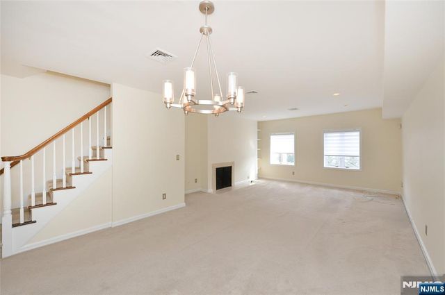 140 Bellair Road Q, Ridgewood, NJ 07450