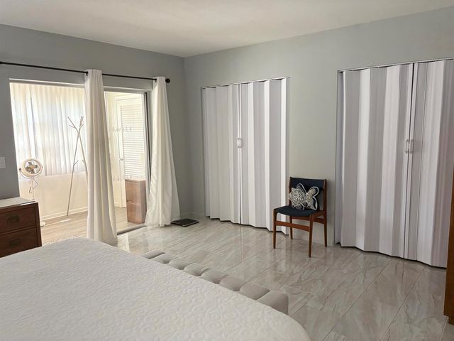 3280 Lake Osborne Drive 206, Lake Worth Beach, FL 33461