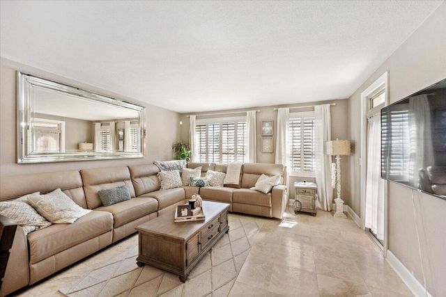 3475 S Ocean Boulevard 1030, Palm Beach, FL 33480