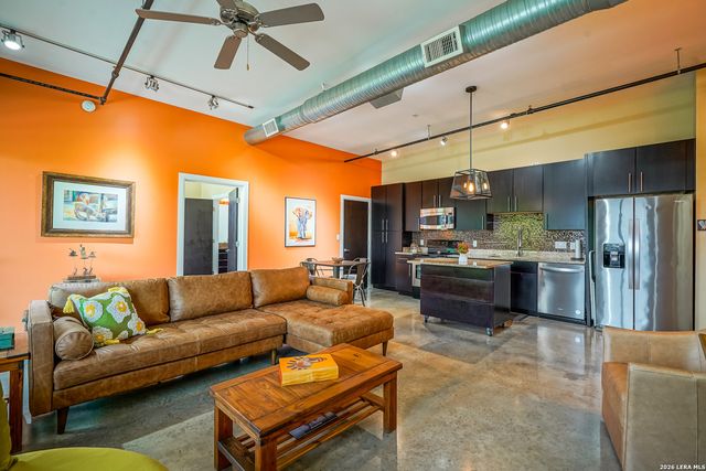 831 S Flores St Ste 3202, San Antonio, TX 78204