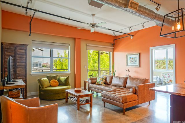 831 S Flores St Ste 3202, San Antonio, TX 78204