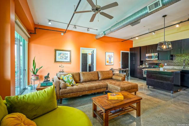 831 S Flores St Ste 3202, San Antonio, TX 78204