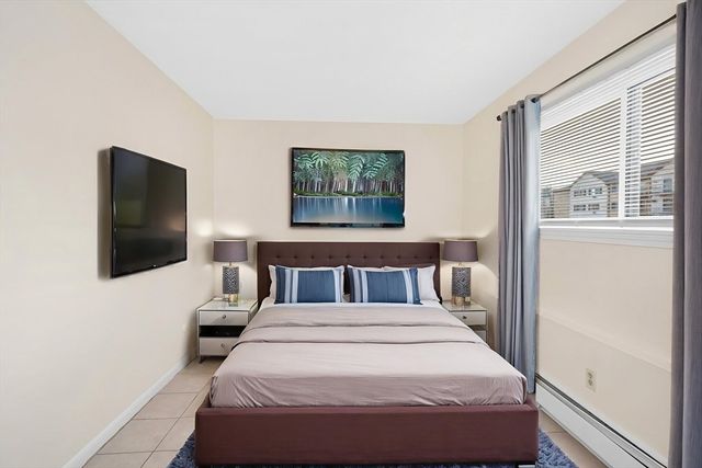 311 Pawtucket Blvd 9, Lowell, MA 01854