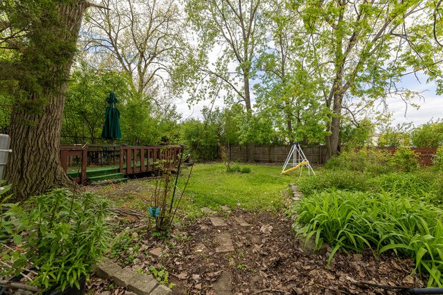 9476 Terrace Place, Des Plaines, IL 60016