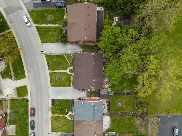 9476 Terrace Place, Des Plaines, IL 60016