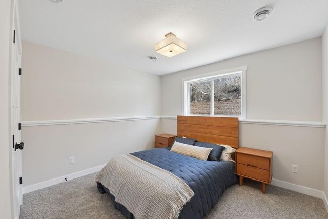 739 Magoo Road, Hudson, WI 54016