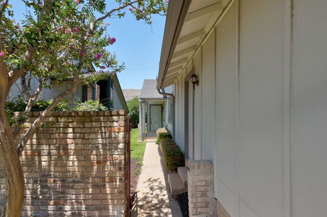 9445 Singing Quail DR, Austin, TX 78758