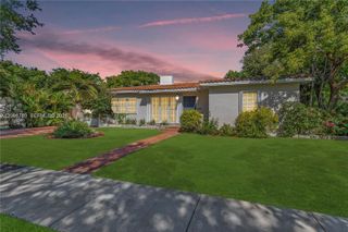 1875 Alamanda Dr 1875, North Miami, FL 33181