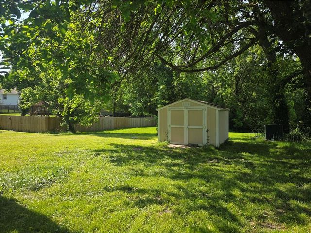 326 E Dryden Street, Odessa, MO 64076