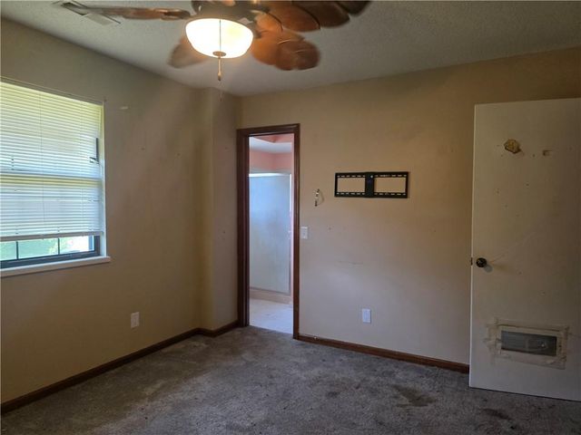 326 E Dryden Street, Odessa, MO 64076