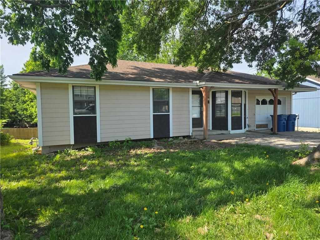 326 E Dryden Street, Odessa, MO 64076