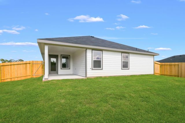 8902 Phoebe Bend Drive, Montgomery, TX 77316