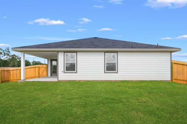 8902 Phoebe Bend Drive, Montgomery, TX 77316