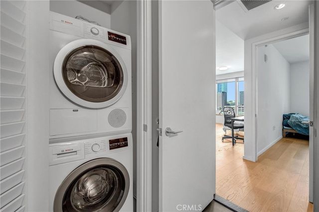 889 Francisco Street 1710, Los Angeles, CA 90017
