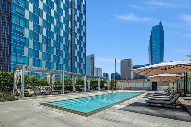 889 Francisco Street 1710, Los Angeles, CA 90017