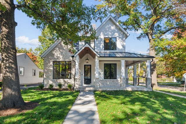 1540 Carol Court, Northbrook, IL 60062